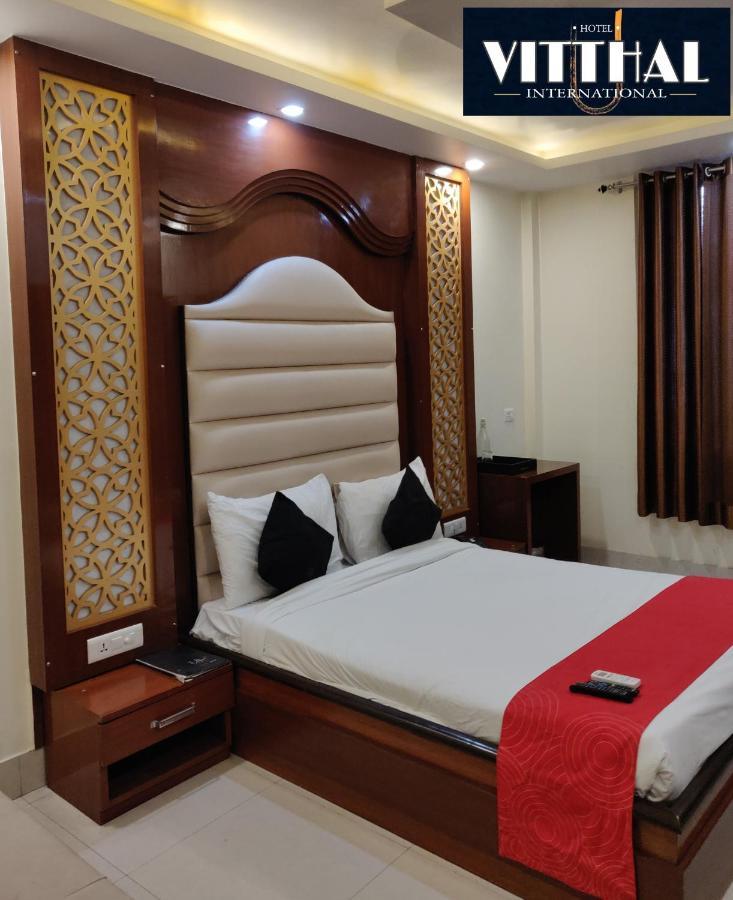 Hotel Vitthal International, Prayagraj Allāhābād Junction Eksteriør billede
