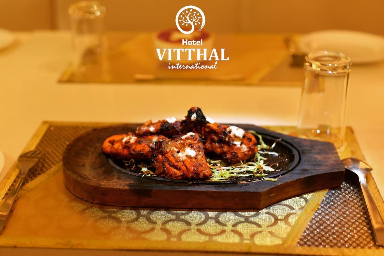 Hotel Vitthal International, Prayagraj Allāhābād Junction Eksteriør billede