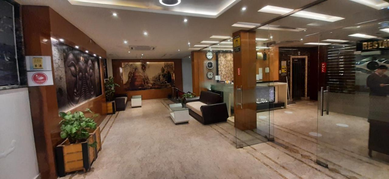 Hotel Vitthal International, Prayagraj Allāhābād Junction Eksteriør billede